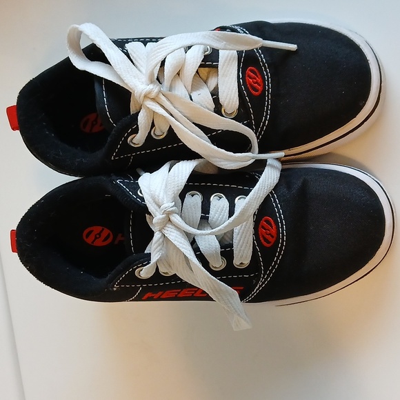 Heelys Skate Shoes Youth Boys Size: Youth 13 Like New - Picture 2 of 5
